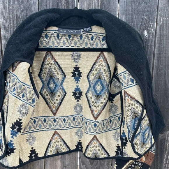 New Identity Southwest Tapestry Women’s Jacket
Size S - Picture 6 of 7